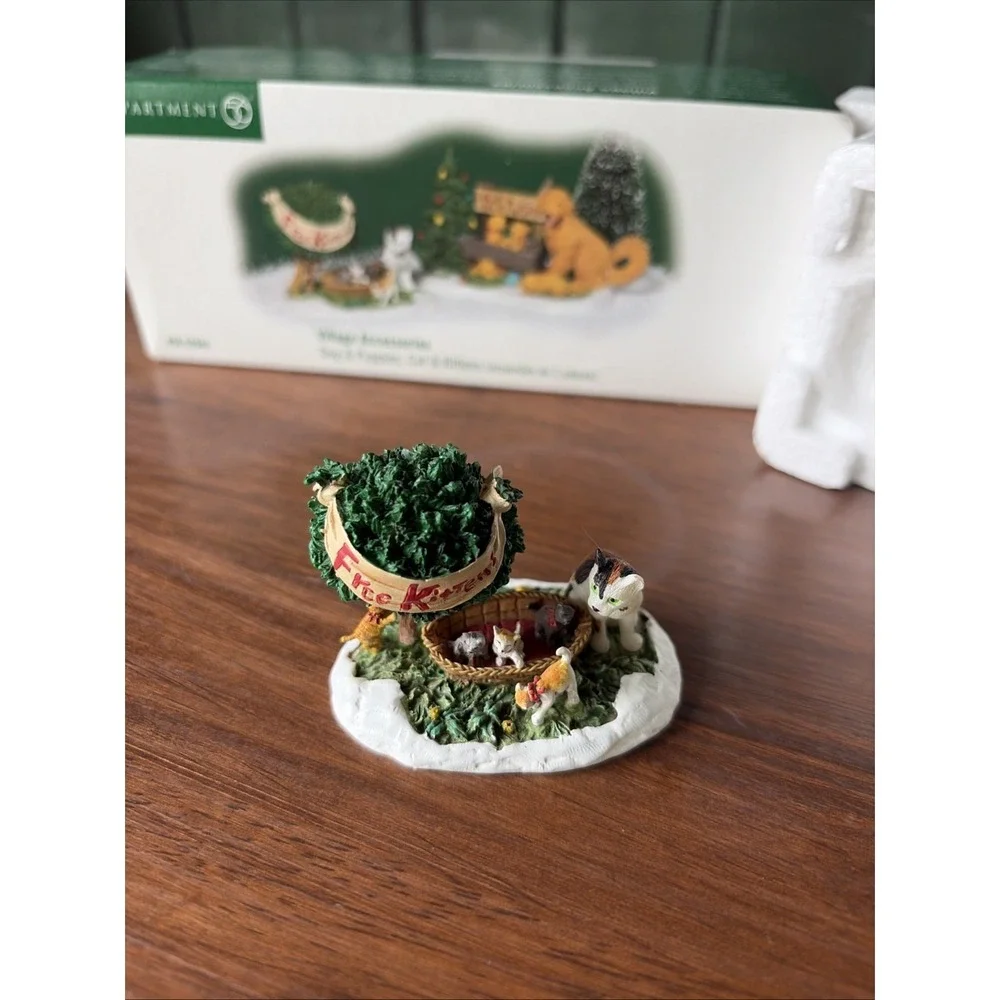 Department 56 Village #52948 Dog & Puppies Cats & Kittens 2 Piece Accessories
